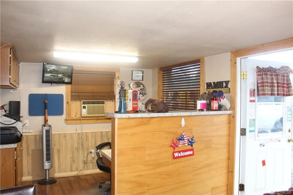 42412 W Gulf to Lake Highway, Lecanto, FL 34461